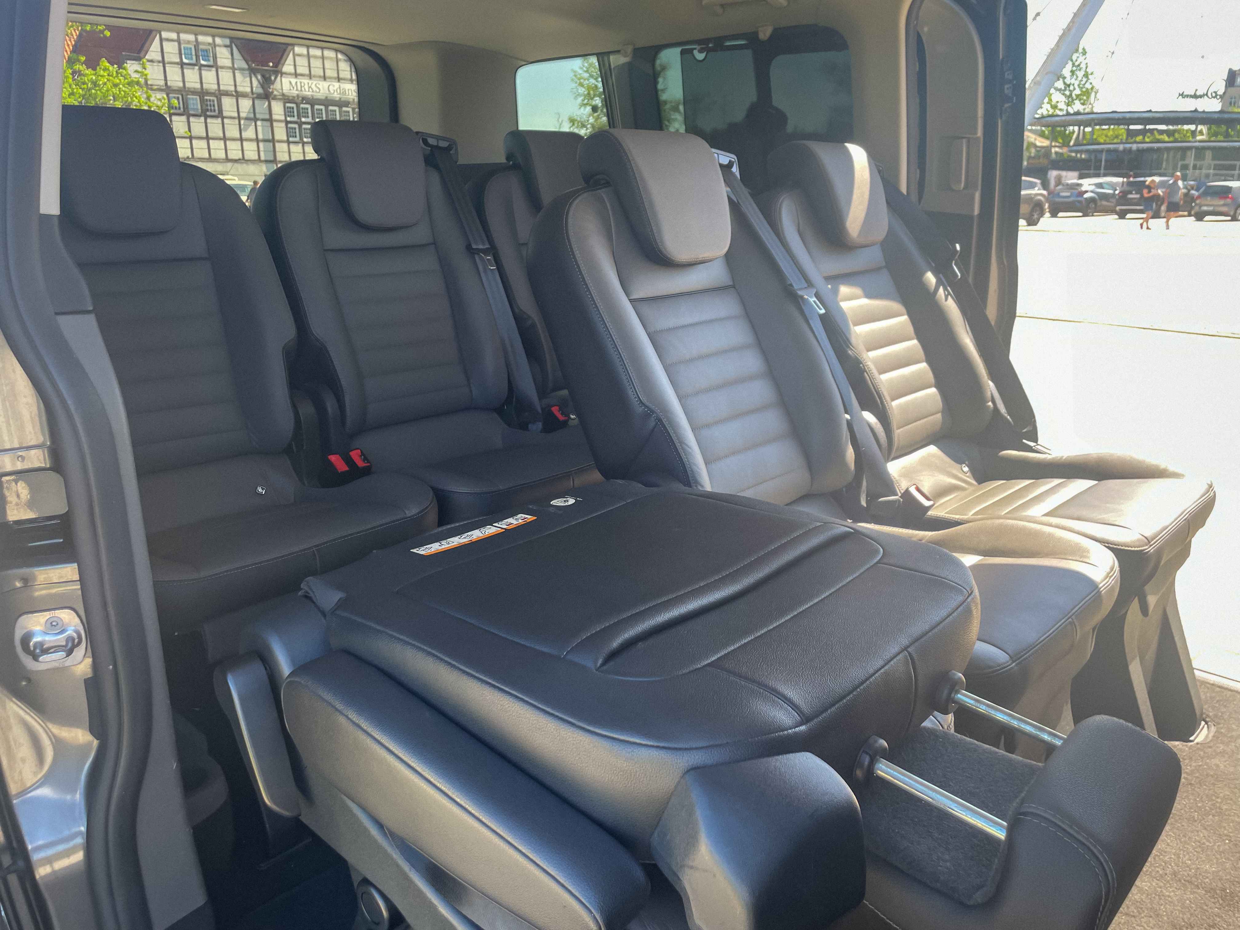 Ford Tourneo Custom photo 10