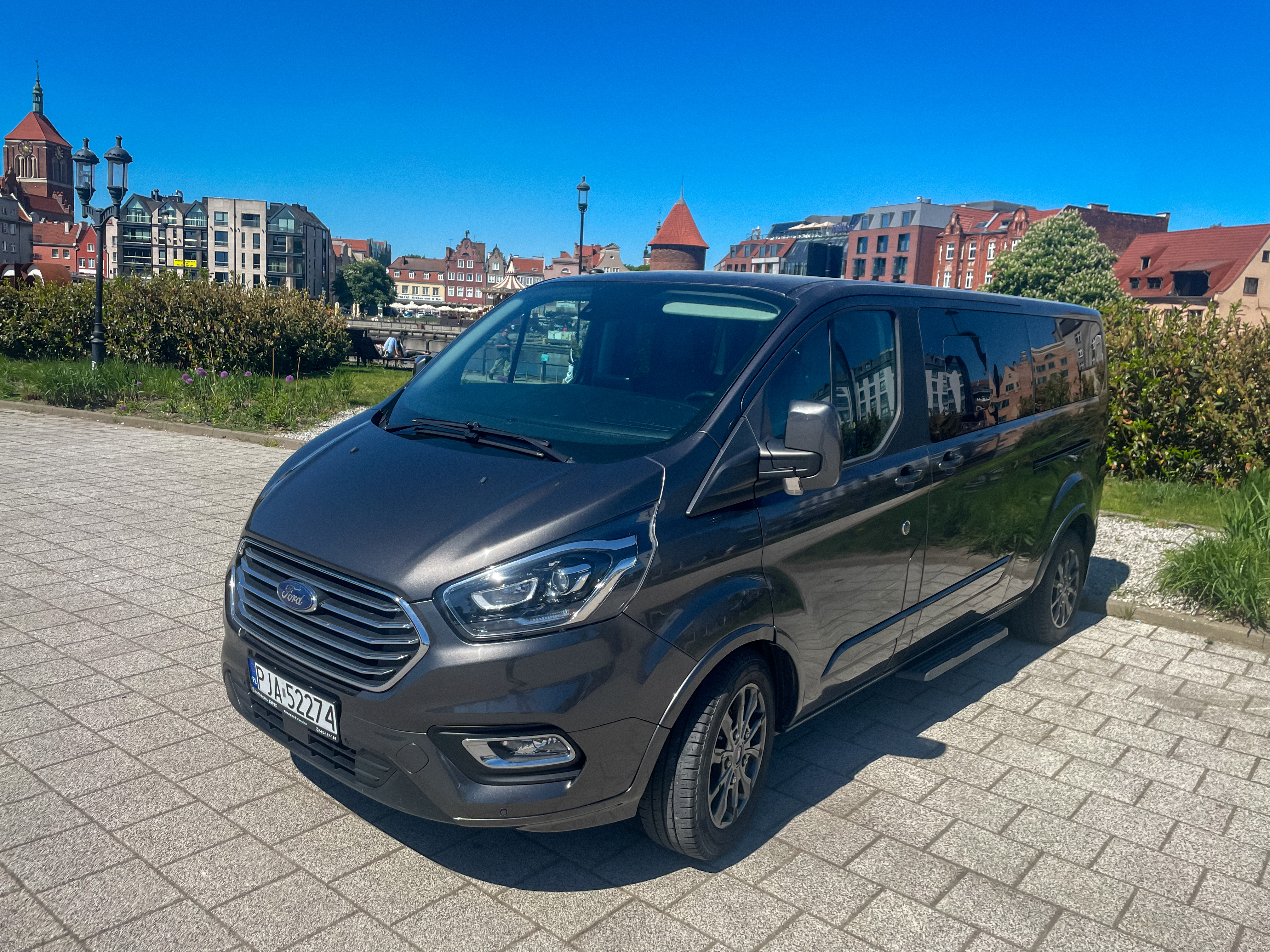 Ford Tourneo Custom photo 6