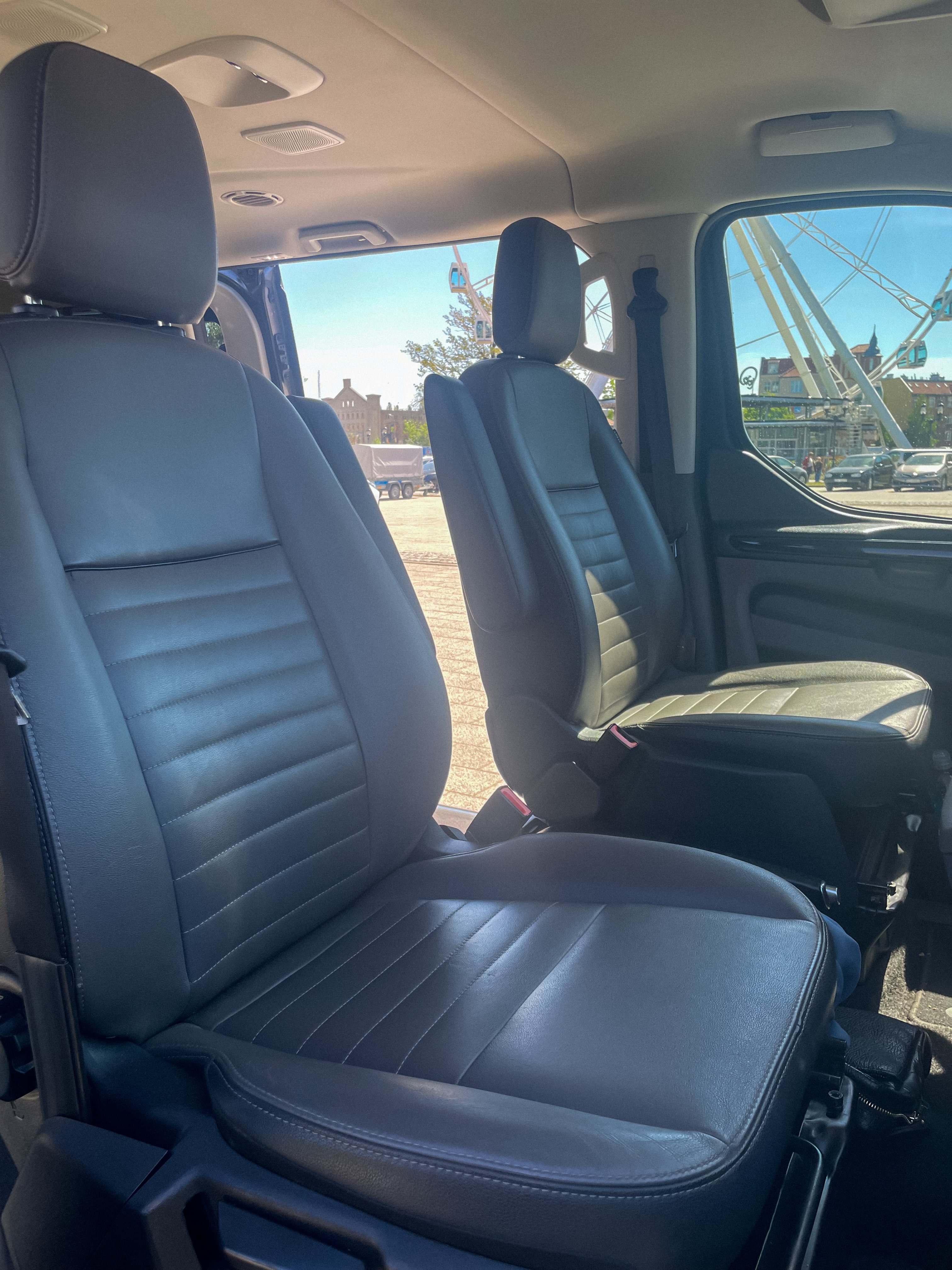 Ford Tourneo Custom photo 8